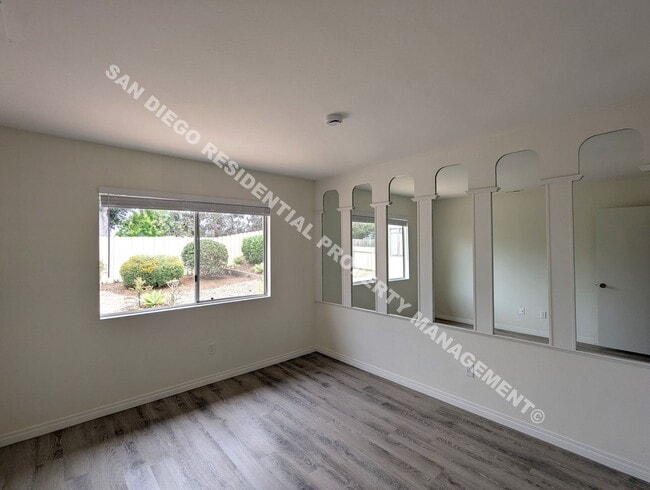 Building Photo - 4749 Canterbury Ct