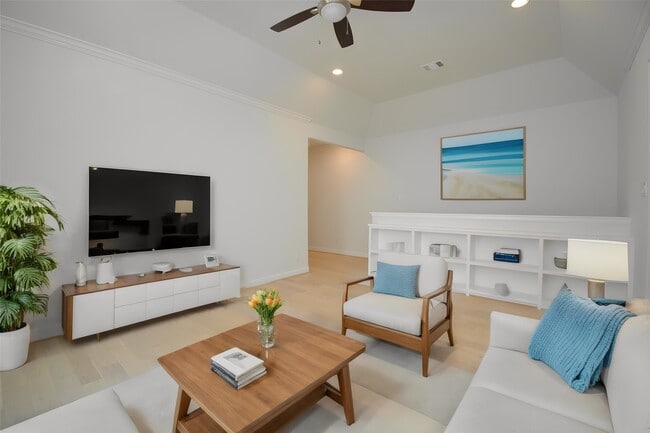 Building Photo - 1847 Sul Ross St