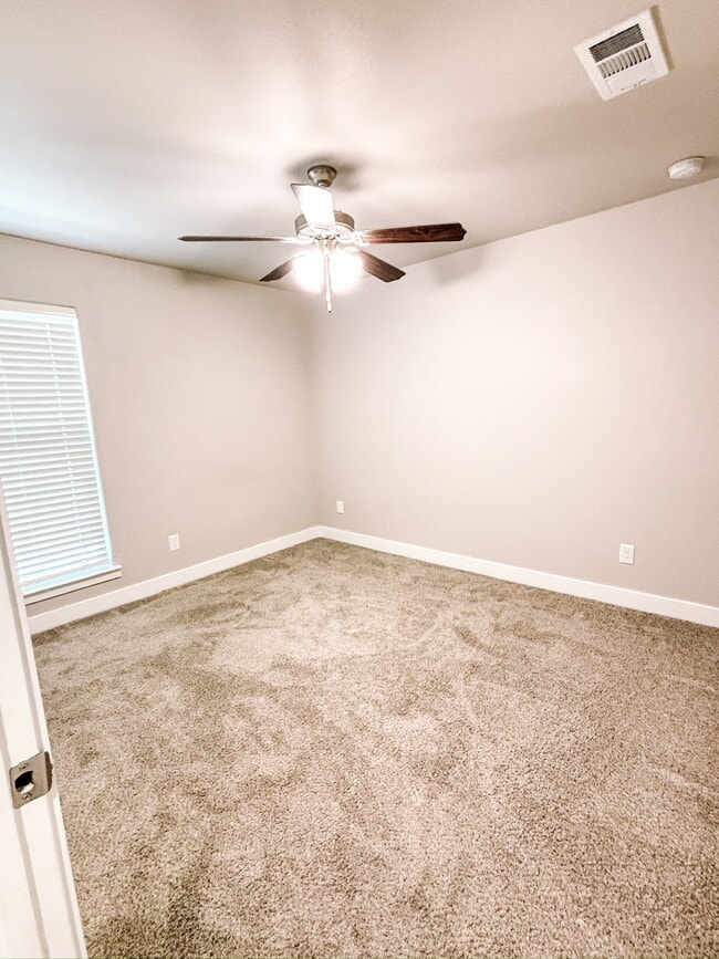 Building Photo - 9208 Ratliff Rdg
