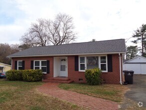 Building Photo - House Between Winston Salem & Walkertown O...