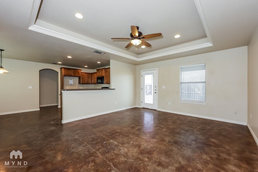 Building Photo - 110 Jolin Ln