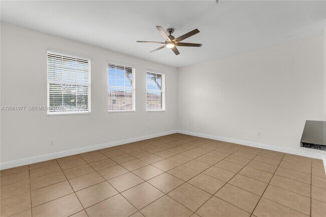 Building Photo - 936 SW 147th Ave