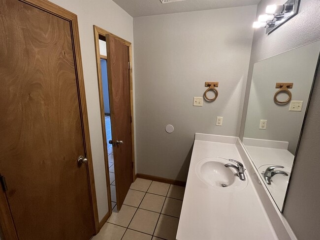 Building Photo - 150 Corum Cove