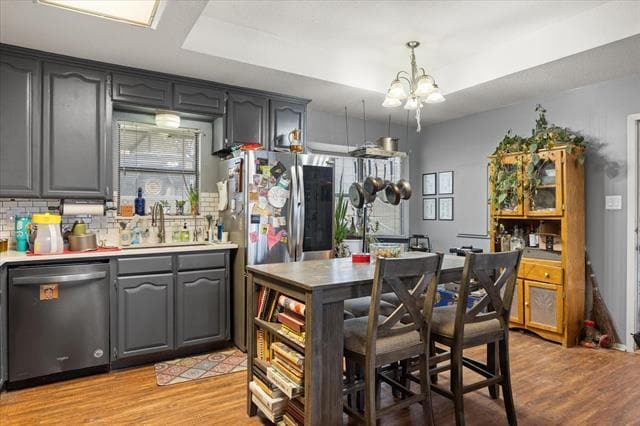 Building Photo - 2708 Cedarhill St