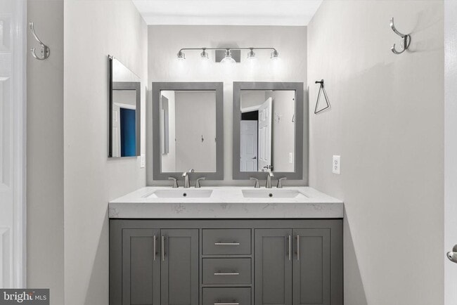 Building Photo - 7015 Trek Way