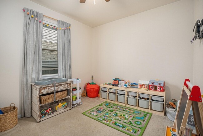 Building Photo - 2449 Pamplona Ln