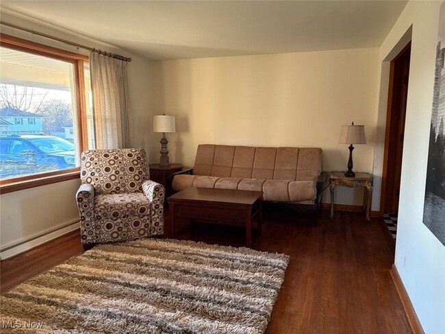 Building Photo - 168 Valley View Dr