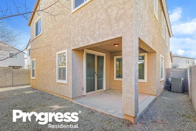 Building Photo - 5534 E Jaeger St