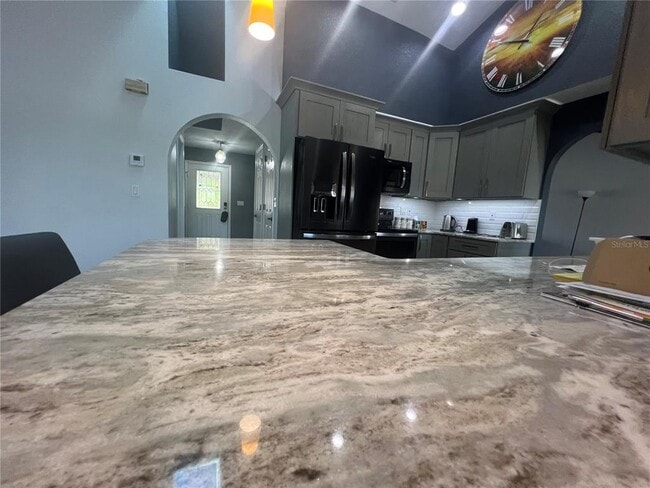 Building Photo - 470 Strasburg Dr