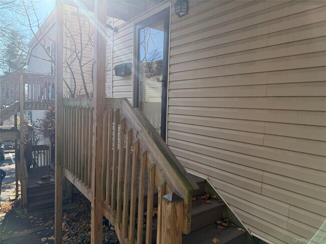 Building Photo - 21 Hillside Terrace