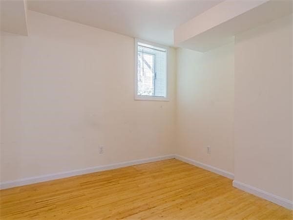 Building Photo - 137 W 9th St