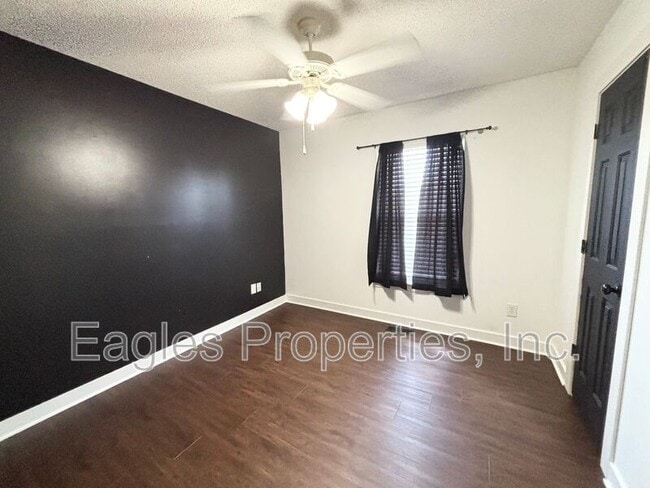 Building Photo - 3053 Condor Ct