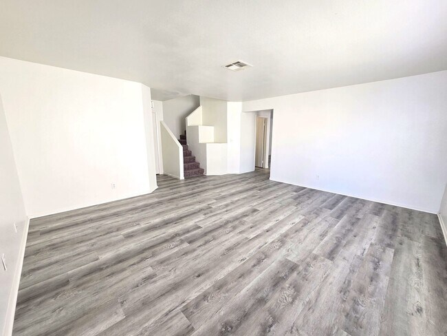 Building Photo - 2 Story 4 Bedroom House Just painted and n...