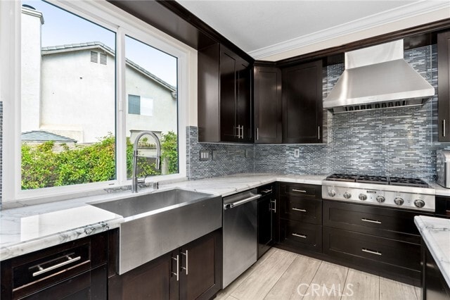 Building Photo - 928 Trovita Dr