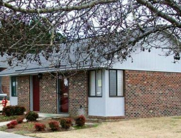 Building Photo - Pembrook Apartments