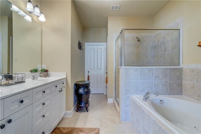 Building Photo - 10711 Weir Way