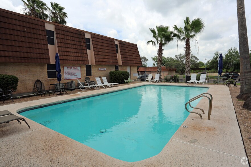 Arroyo Apartments 4000 S Brahma Blvd Kingsville TX 78363 Apartment