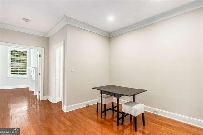 Building Photo - 2840 Peachtree Rd