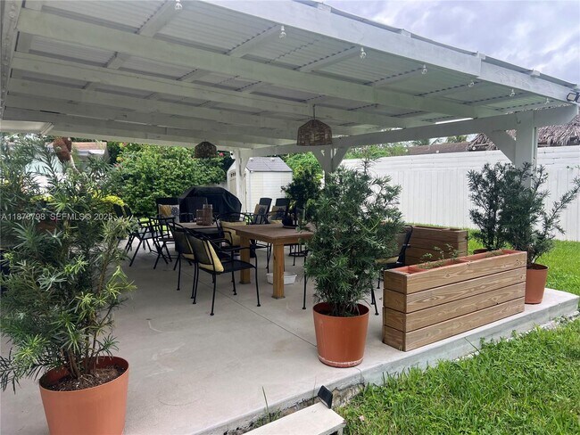 Building Photo - 15341 SW 307th Rd