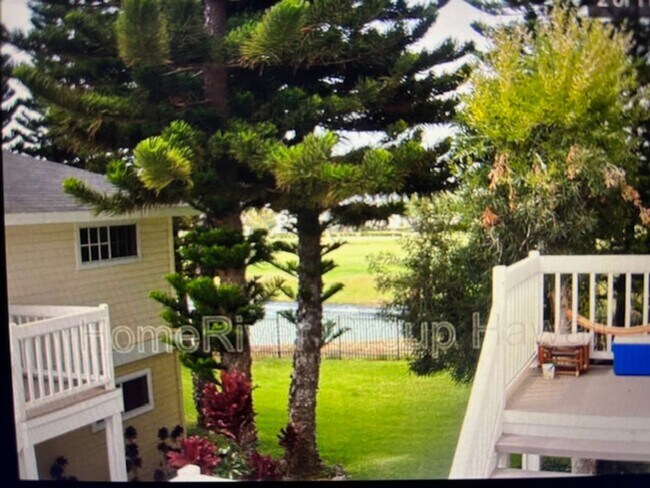 Building Photo - 2 Bedroom / 2 Bath Condo on Golf Course