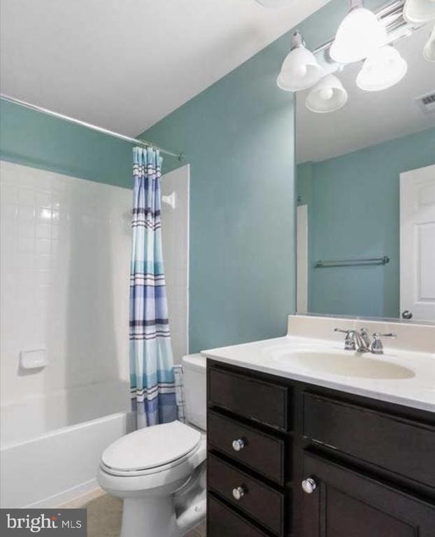 Building Photo - 320 Hopkins Dr