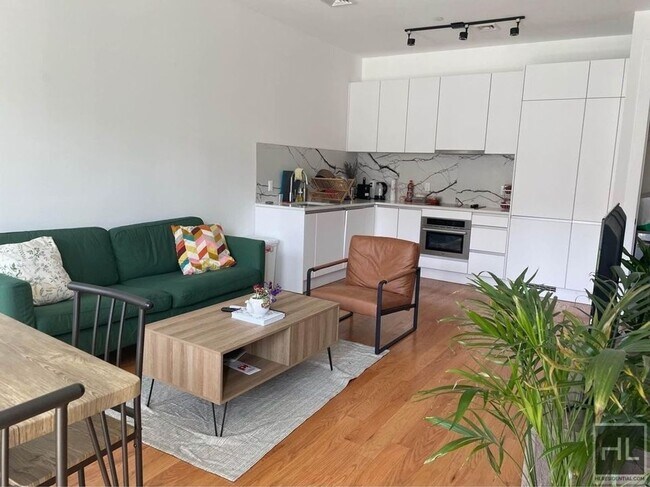 Building Photo - DECATUR STREET