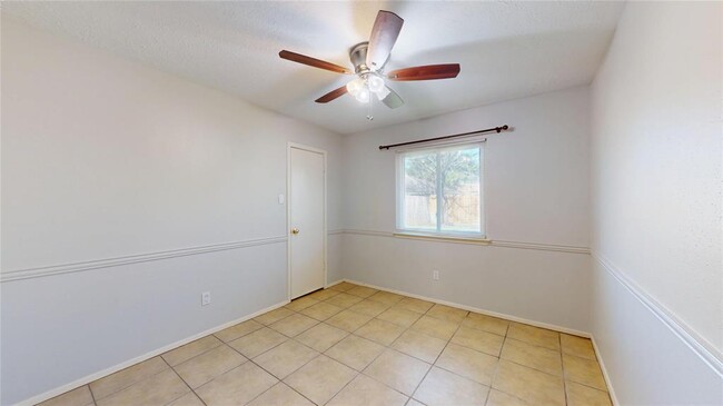 Building Photo - 4838 Ingleside Ct