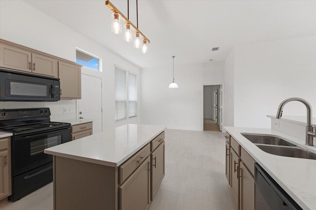 Building Photo - 1201 Telese Ct