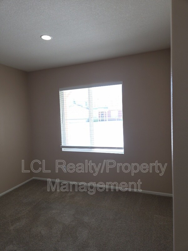 Building Photo - 1261 Reinhart St