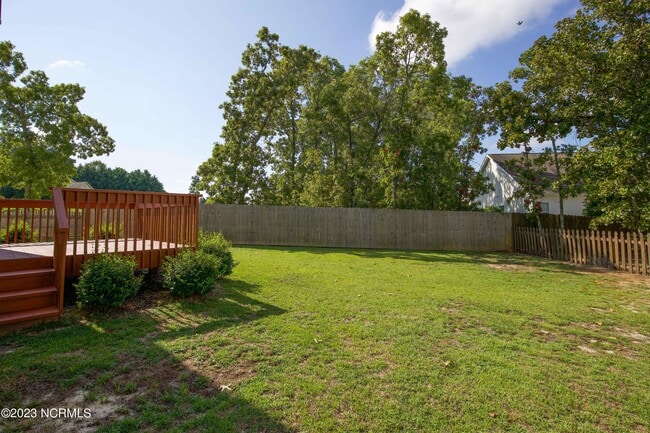 Building Photo - 111 Lightwater Dr