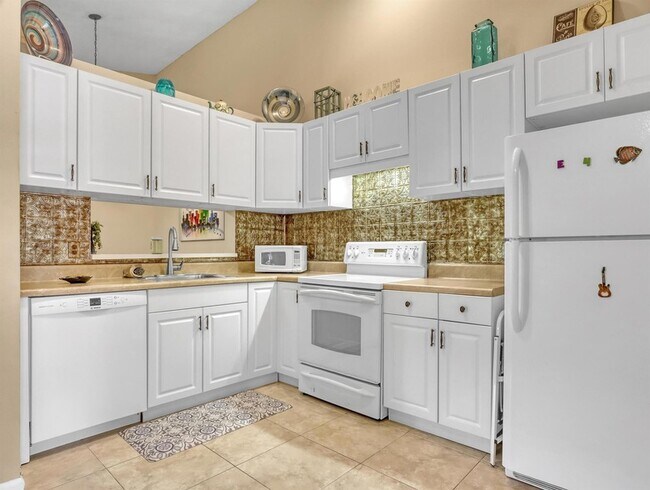 Building Photo - 6552 Chasewood Dr