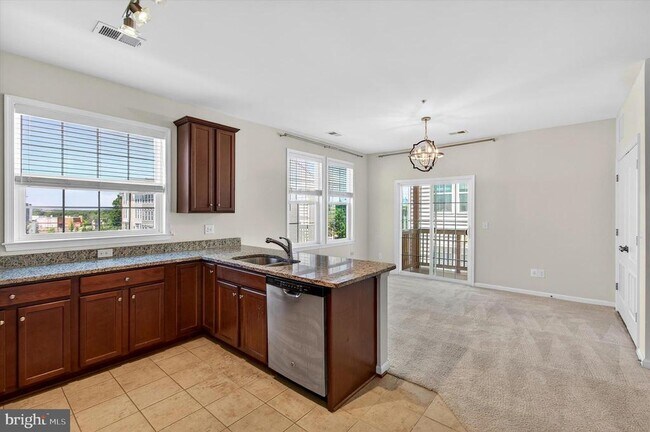 Building Photo - 24620 Byrne Meadow Square