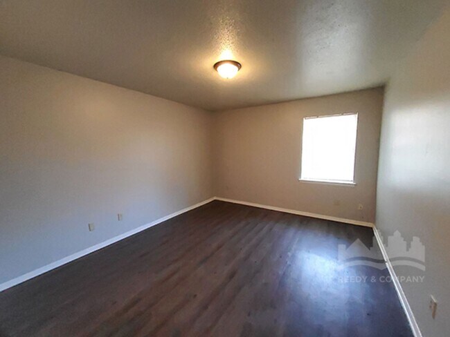 Building Photo - 3992 Ashview Cove