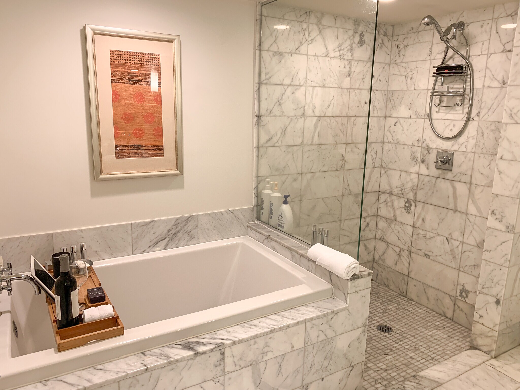 Building Photo - 223 Saratoga Rd