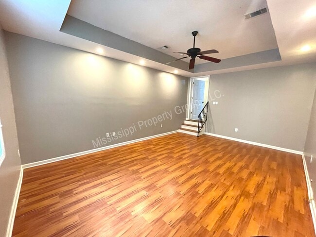 Building Photo - 4BR/2BA Home