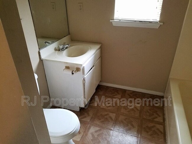 Building Photo - 3486 Meier Dr