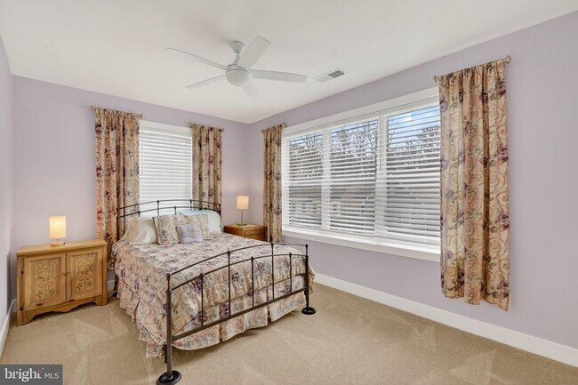 Building Photo - 3248 Royal Fern Pl