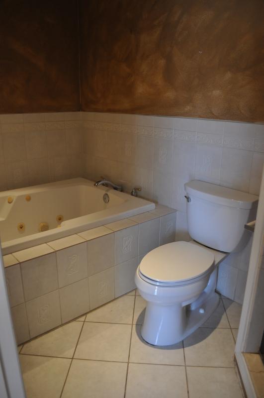 Building Photo - 1917 Joliet Cir