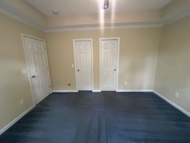 Building Photo - 208 Charles Towne Ct