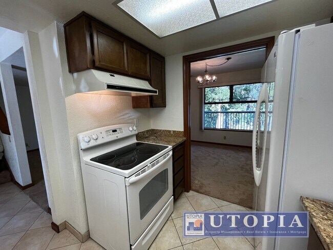 Building Photo - Charming Santa Cruz Townhouse: 3 Beds, 2.5 Baths with Private Patio, Spacious Layout, and Prime L...
