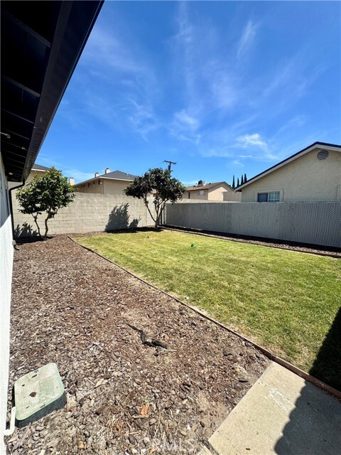 Building Photo - 8109 Cole St