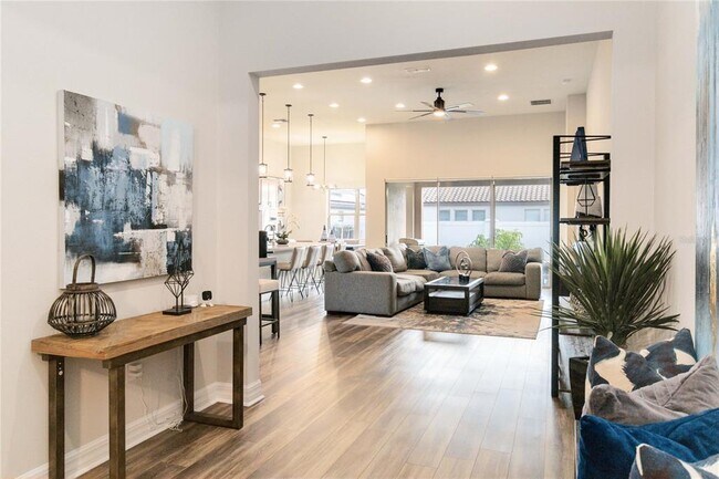 Building Photo - 11637 Meadow Grove Cir