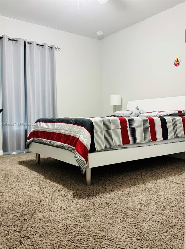 Building Photo - 500 NW 5th St