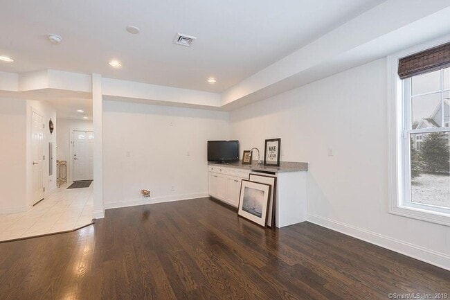 Building Photo - 312 Copper Square Dr