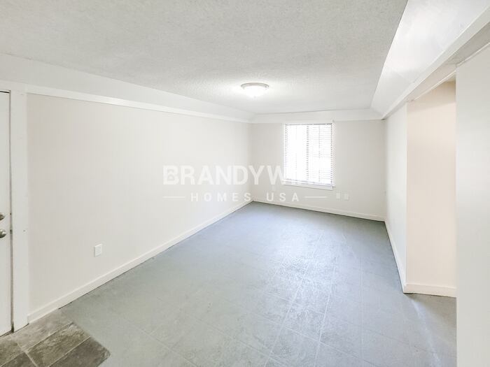 Building Photo - 327 Homeville Rd