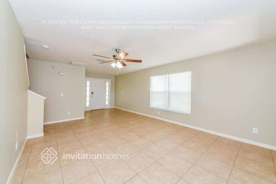Building Photo - 10710 Lakeside Vista Dr
