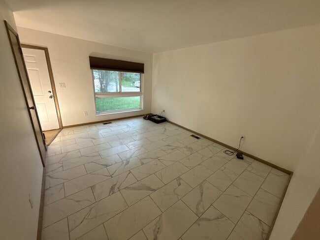 Building Photo - 9438 Conried Dr