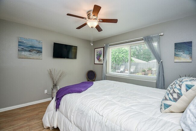 Building Photo - 1918 Quail Grove Ln