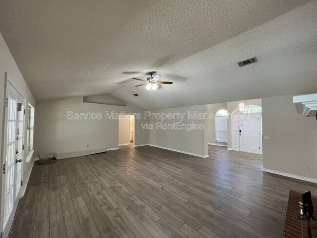 Building Photo - 6069 Breckenridge Dr