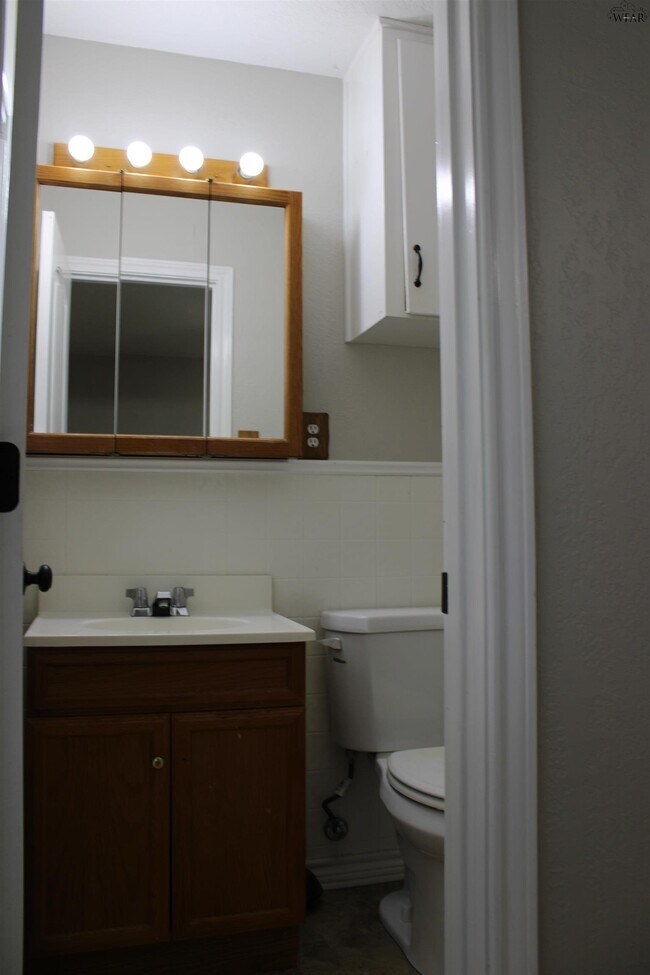Building Photo - 4305 Randel Dr